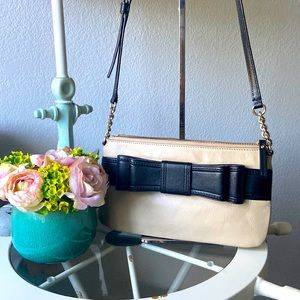 Kate spade Leather Crossbody bag